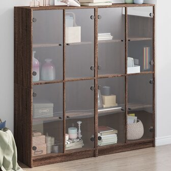 Boekenkast met deuren 136x37x142 cm hout bruineikenkleurig 8721012216136 1