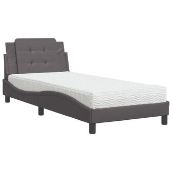 Bed met matras kunstleer grijs 80x200 cm 8721012353107 2