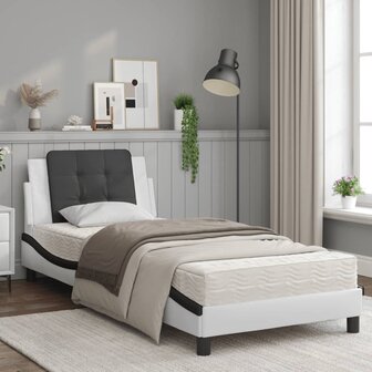 Bed met matras kunstleer zwart en wit 90x200 cm 8721012353275 3