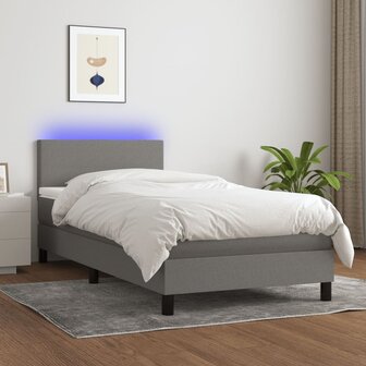 Boxspring met matras en LED stof donkergrijs 90x200 cm 8720287364900 1