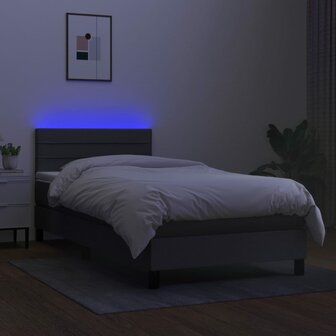 Boxspring met matras en LED stof donkergrijs 90x200 cm 8720287367307 4