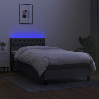 Boxspring met matras en LED stof donkergrijs 90x200 cm 8720287368908 4