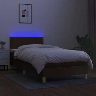 Boxspring met matras en LED stof donkerbruin 80x200 cm 8720287371168 4