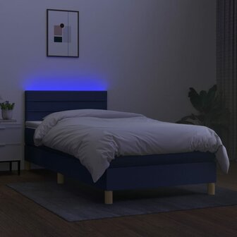 Boxspring met matras en LED stof blauw 80x200 cm 8720287372790 4