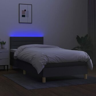 Boxspring met matras en LED stof donkergrijs 90x200 cm 8720287372905 4