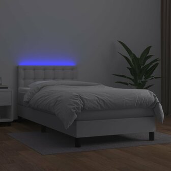 Boxspring met matras en LED kunstleer wit 80x200 cm 8720287377146 4