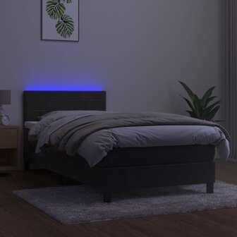 Boxspring met matras en LED fluweel donkergrijs 90x200 cm 8720287379669 4