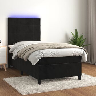 Boxspring met matras en LED fluweel zwart 80x200 cm 8720287396154 1