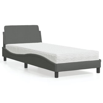 Bed met matras stof donkergrijs 80x200 cm 1