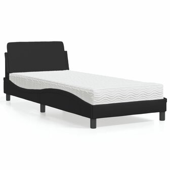 Bed met matras kunstleer zwart 80x200 cm 1