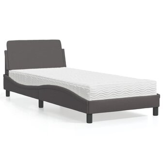 Bed met matras kunstleer grijs 80x200 cm 1