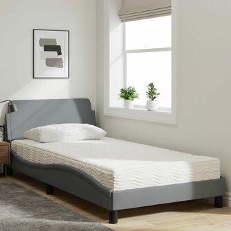 Bed met matras stof lichtgrijs 100x200 cm 3