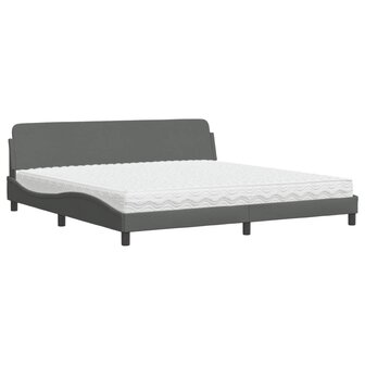 Bed met matras stof donkergrijs 200x200 cm 2