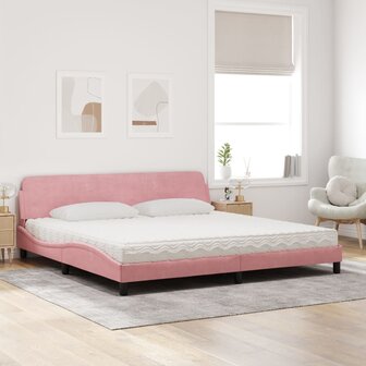 Bed met matras fluweel roze 200x200 cm 3