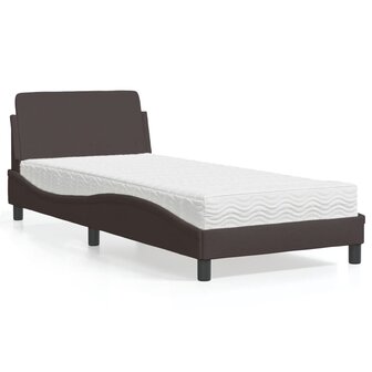 Bed met matras stof donkerbruin 90x200 cm 1