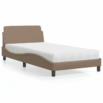 Bed met matras kunstleer cappuccinokleurig 100x200 cm 1