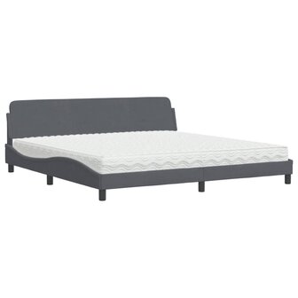 Bed met matras fluweel donkergrijs 200x200 cm 2