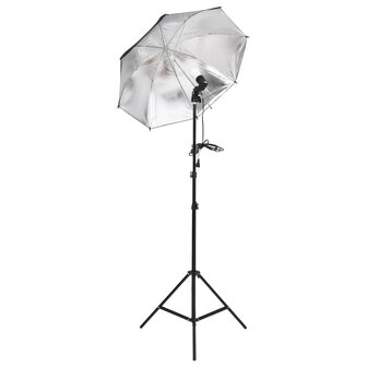 Fotostudioset met verlichtingsset en achtergrond 4