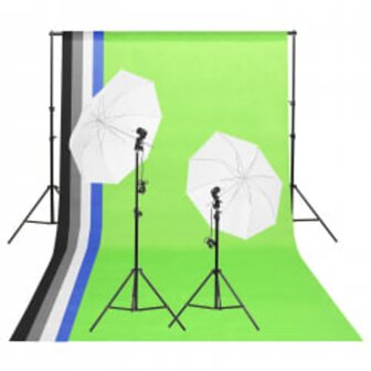 Fotostudioset met verlichtingsset, achtergrond en reflector 2