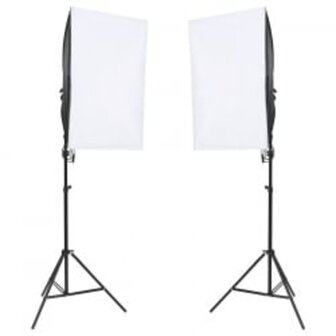 Fotostudioset met verlichtingsset, achtergrond en reflector 2