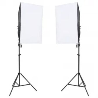 Fotostudioset met verlichtingsset en achtergrond 2