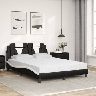 Bed met matras kunstleer zwart en wit 140x200 cm 3