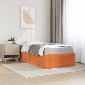 Bed met matras massief grenenhout wasbruin 90x190 cm 3