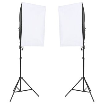 Fotostudioset met verlichtingsset en achtergrondscherm 2