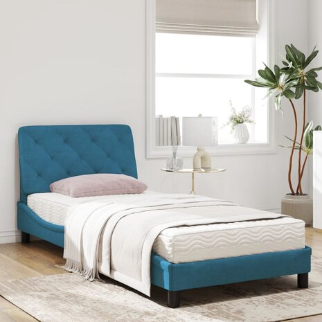 Bed met matras fluweel blauw 80x200 cm 8721012351097 3