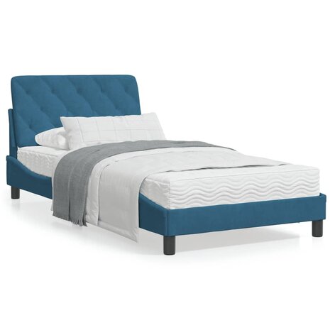 Bed met matras fluweel blauw 100x200 cm 8721012351271 1