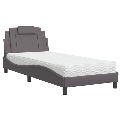 Bed met matras kunstleer grijs 80x200 cm 8721012352407 2