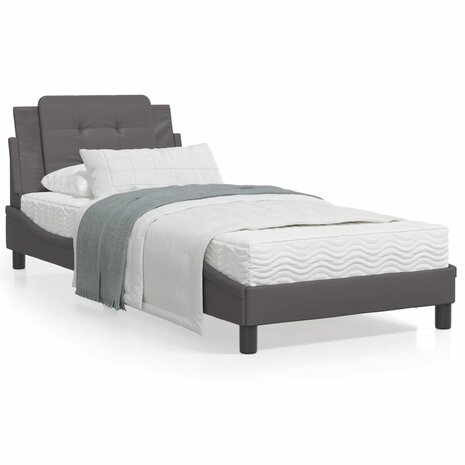 Bed met matras kunstleer grijs 90x190 cm 8721012353176 1