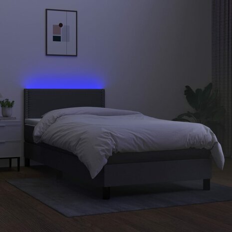 Boxspring met matras en LED stof donkergrijs 90x200 cm 8720287365709 4