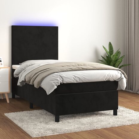 Boxspring met matras en LED fluweel zwart 80x200 cm 8720287394952 1