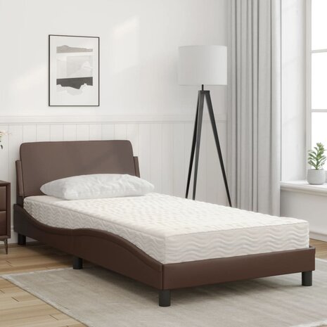 Bed met matras kunstleer bruin 100x200 cm 3