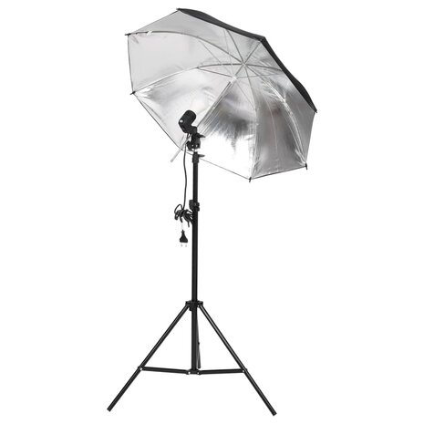 Fotostudioset met verlichtingsset en achtergrond 3