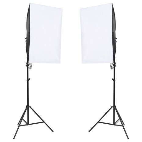 Fotostudioset met verlichtingsset en achtergrond 2