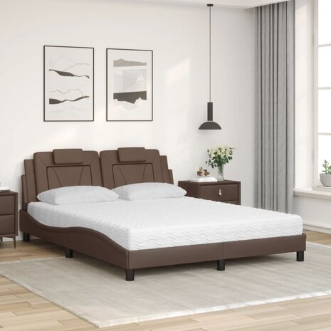 Bed met matras kunstleer bruin 160x200 cm 3