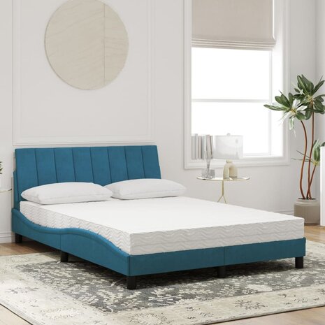 Bed met matras fluweel blauw 140x190 cm 3