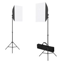 Fotostudioset met lampen, achtergrond en reflector 4
