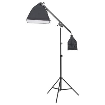 Fotostudioset met verlichtingsset, achtergrond en reflector 3
