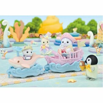 Playset Sylvanian Families Amusement Park Ride - Ride the Waves Multicolour 2