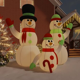 Opblaasbare sneeuwpopfamilie met LED&amp;rsquo;s 500 cm 1