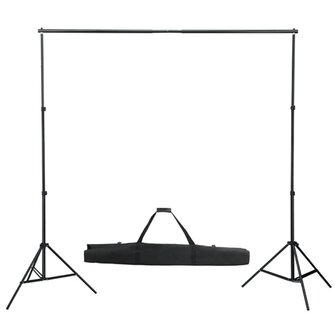 Fotostudioset met lampen, paraplu&amp;apos;s, achtergrond en reflector 3