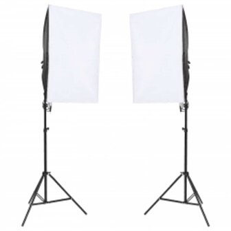 Fotostudioset met verlichtingsset en achtergrond 2