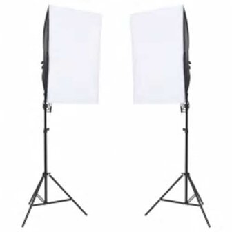 Fotostudioset met verlichtingsset, achtergrond en reflector 2