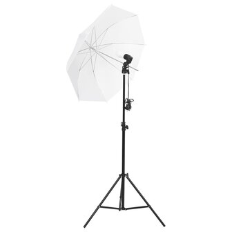 Fotostudioset met verlichtingsset achtergrond en reflector 3
