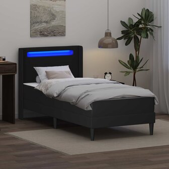 Bedframe met matras Zwart 80 x 200 cm Kunstleer 4