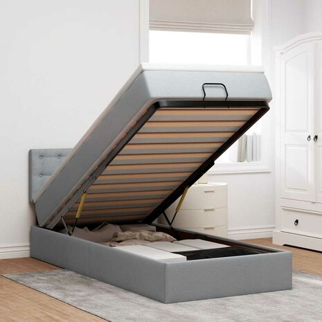 Bed met matras 90x200 cm stof lichtgrijs 1