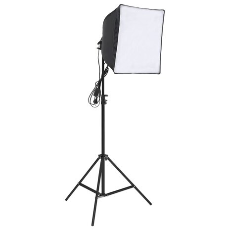 Fotostudioset met verlichtingsset, achtergrond en reflector 4